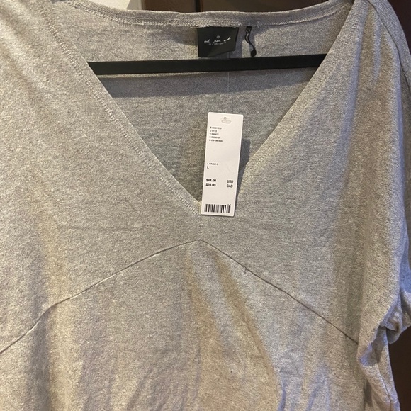 Urban outfitters grey float v neck tee - Picture 2 of 5